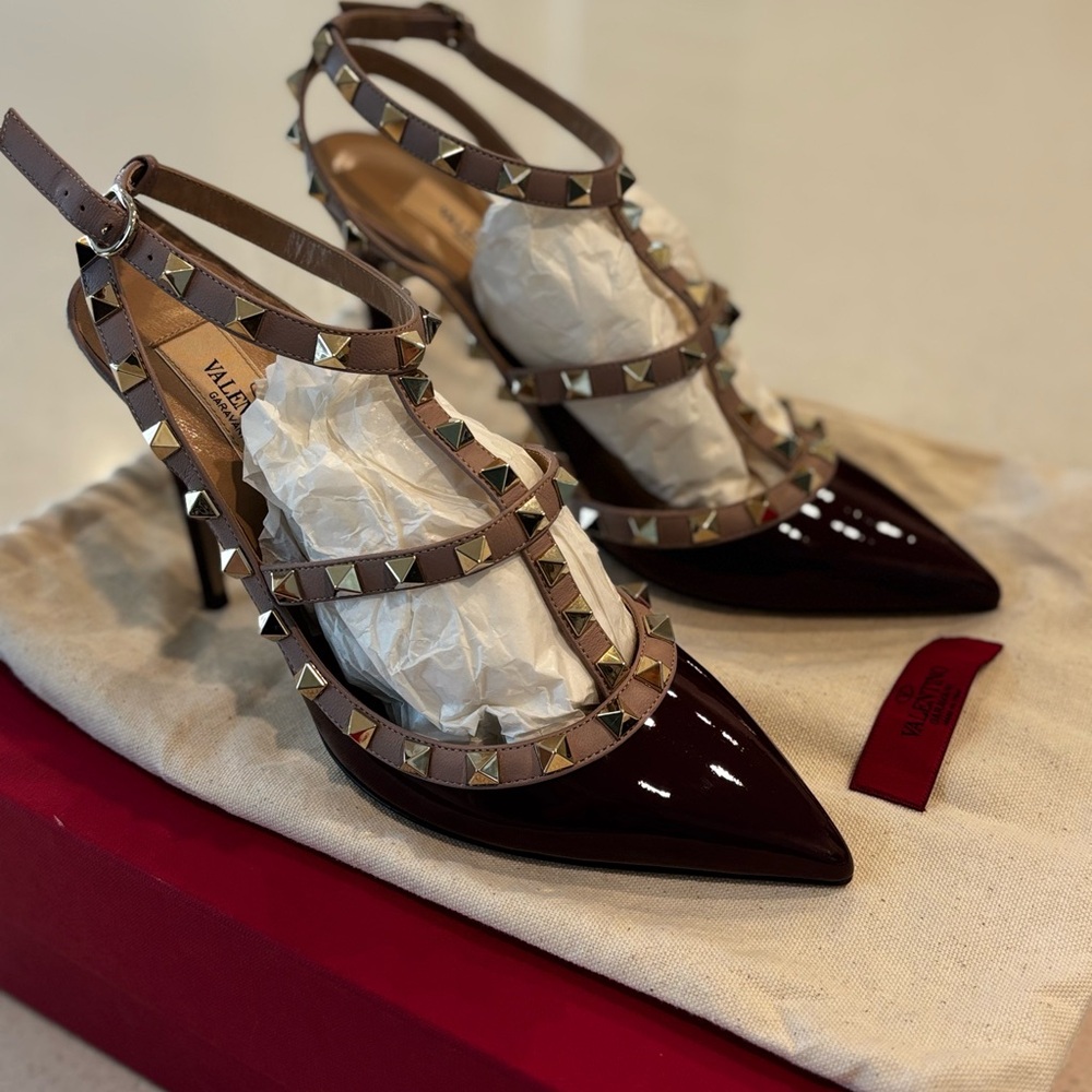 Valentino Red Heeled Shoes
